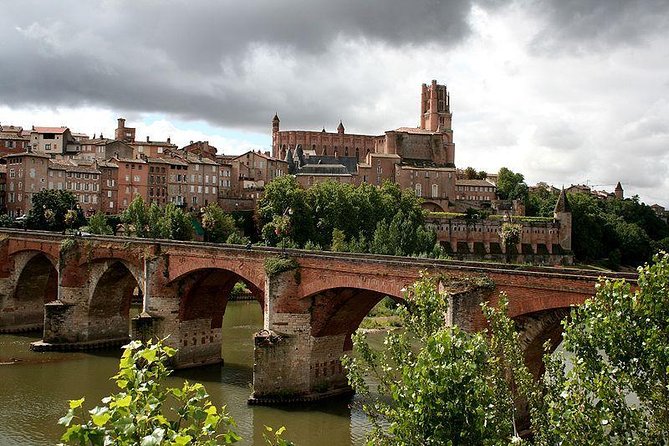 Toulouse: Albi and Cordes/Ciel Day Trip with Audio Guides - Key points before you go