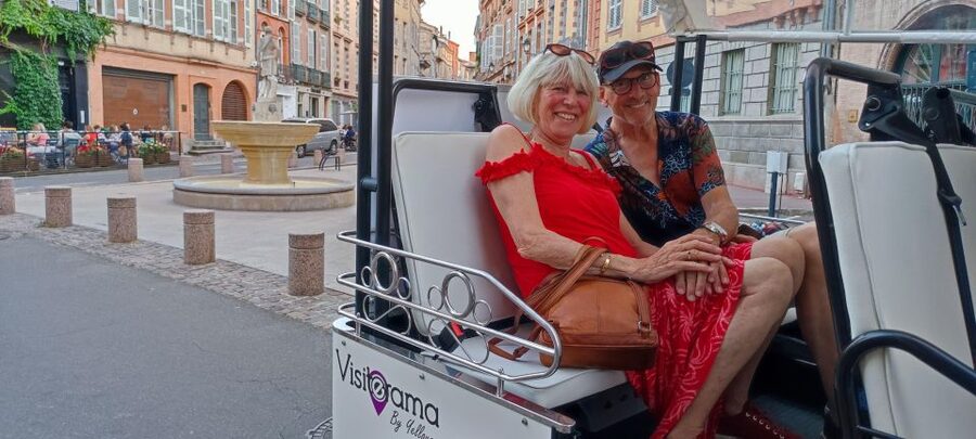 Toulouse: Electric Tuk-Tuk Tour with Photo Stops and Audio - Should you book this Toulouse electric tuk-tuk tour?