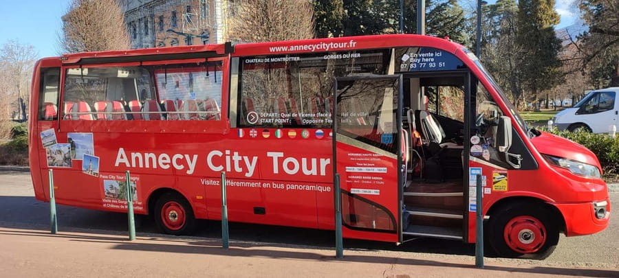 Tour of Annecy by convertible bus - A 60-minute orientation loop that actually helps you plan