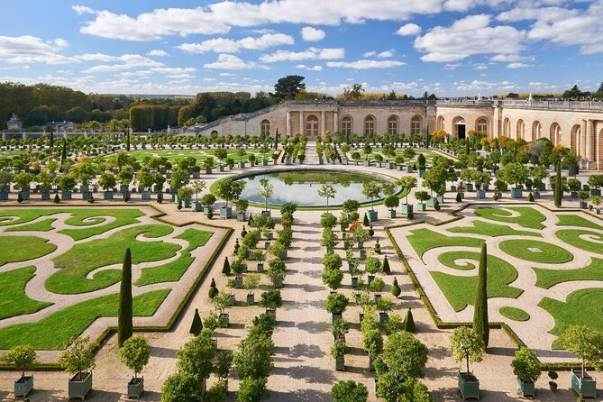 Transfers between Paris and Paris Airports/Disneyland/Versailles - Disneyland Paris: The Family-Friendly Logistics Win