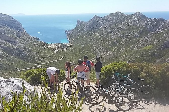 Ultimate Calanques Panoramic e-bike Ride – 3h (Small Group) - Entering the Calanques by E-bike, Not a Sweat Test