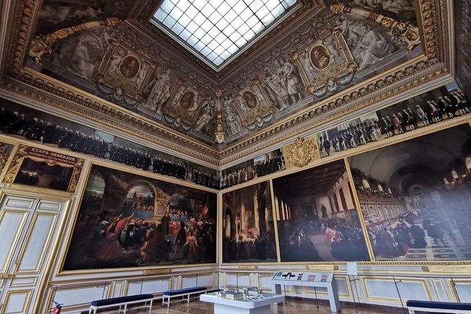 Versailles Domain Private Half Day Guided Tour with Hotel Pickup from Paris - The gardens in 60 minutes, plus musical fountain show options