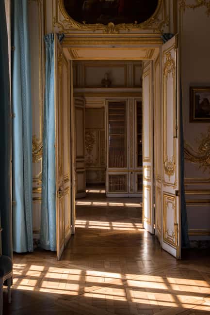 Versailles: Entry ticket & Private Apartments VIP Tour - What is not included: gardens, Trianon, and the Queen’s Hamlet