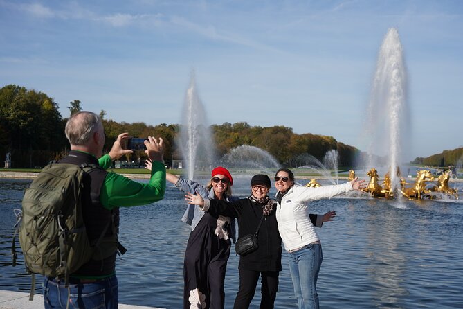 Versailles, Gardens & Hamlet: Full-Day Guided Small-Group Tour - Grand Canal and the Pleasure of Scale