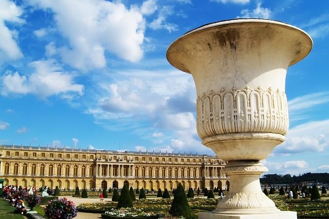 Versailles Guided Visit – Hotel Pickup, Meeting Point or None - Picking the Right Option: Essential vs Classic vs Small Group