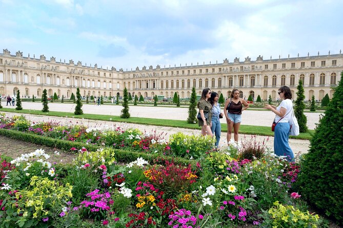 Versailles Palace and Gardens Tour from Paris - Hall of Mirrors: The Room That Changes Your Perspective