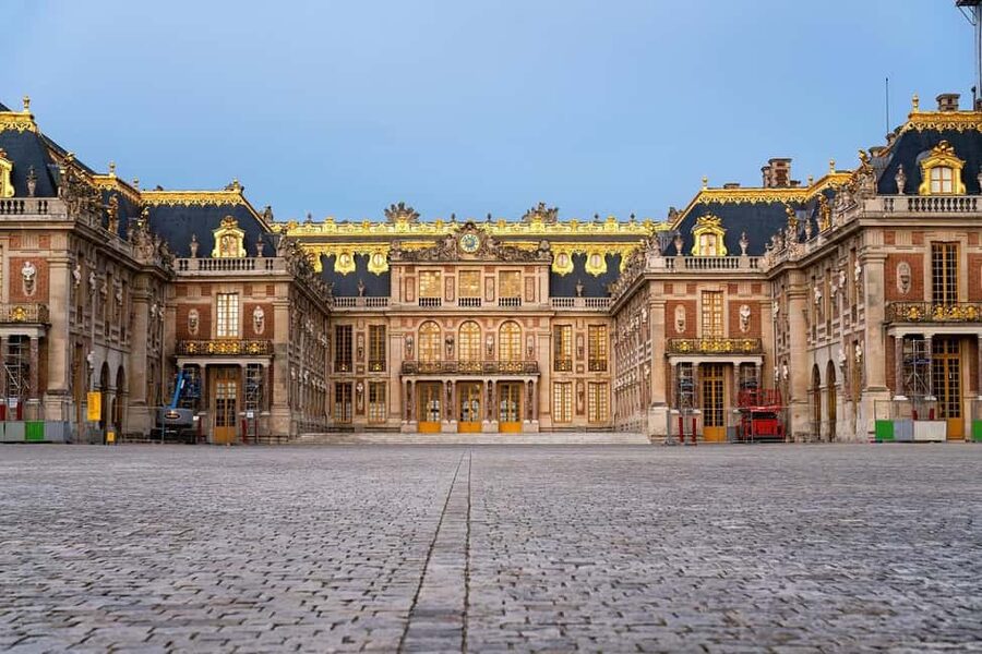 Versailles: Palace & Gardens Guided Tour with Entry Tickets - Key highlights at a glance