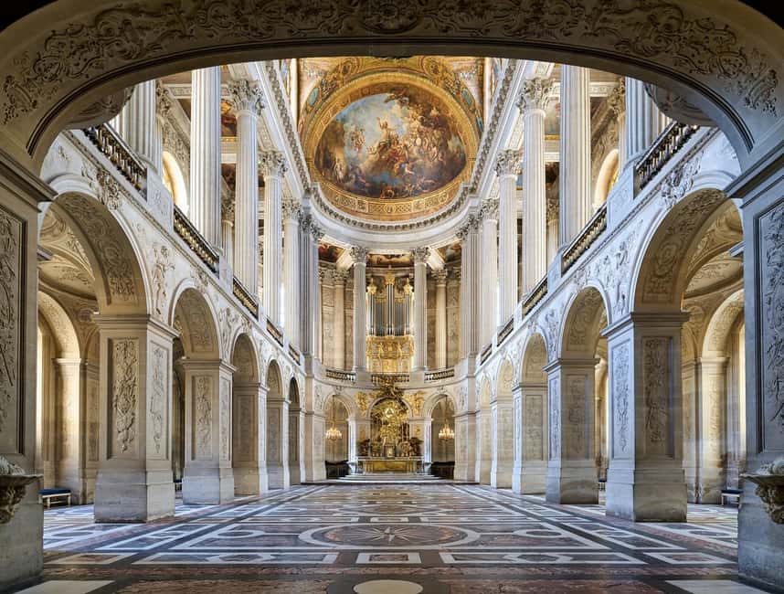 Versailles: Palace & Gardens Guided Tour with Entry Tickets - Hall of Mirrors: why it is more than a photo stop