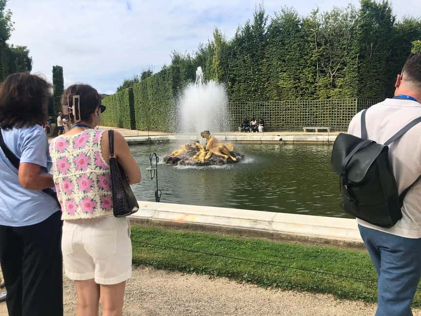 Versailles: Palace & Gardens Guided Tour with Entry Tickets - Price and value: what you get for $128