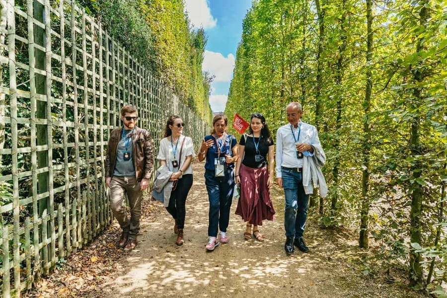 Versailles: Palace, Gardens & Queen’s Estate Guided Tour - How the royal story connects Louis XIV to Marie Antoinette