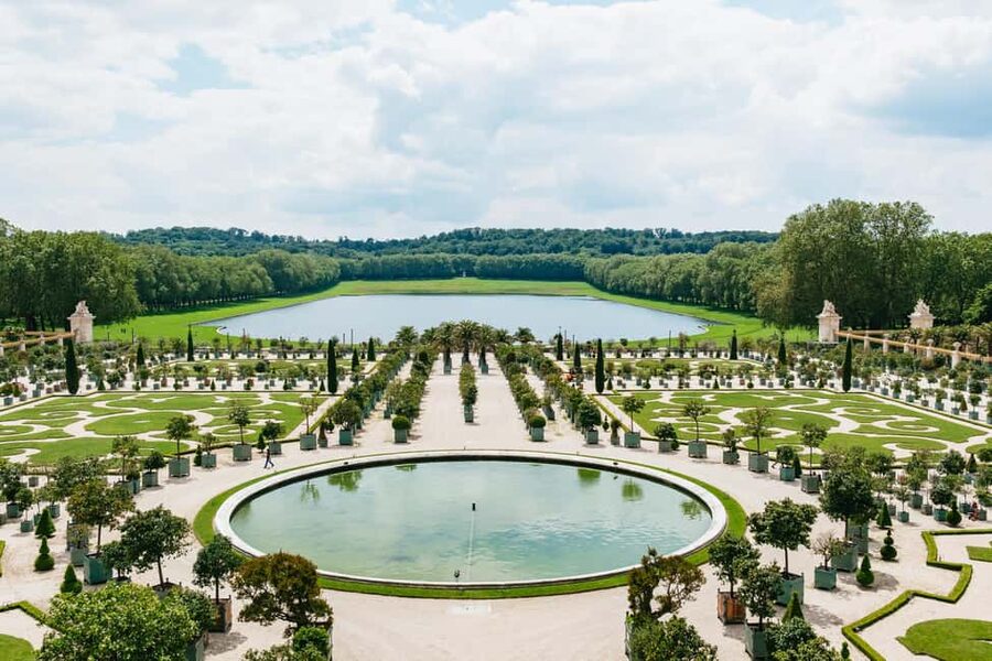 Versailles: Palace, Gardens & Queen’s Estate Guided Tour - Gardens time: what you should expect and how to plan your energy
