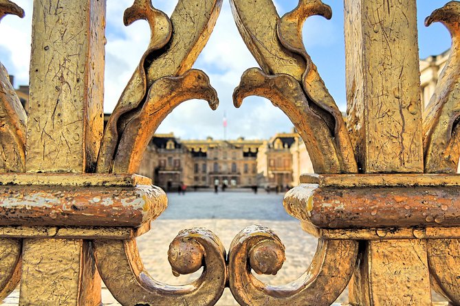 Versailles Palace & Marie-Antoinette's Estate Guided Tour - Key Highlights You Will Notice Right Away