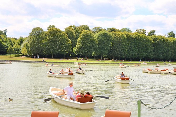 Versailles Palace & Marie-Antoinette's Estate Guided Tour - Lunch Near the Grand Canal: Included, Convenient, and Usually Good