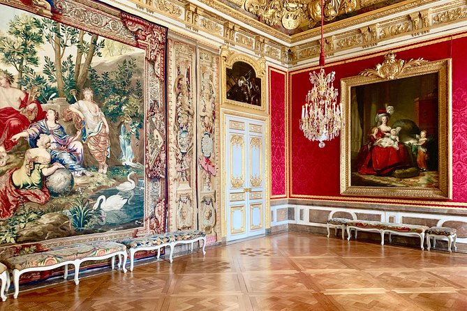 Versailles Palace Private Tailored Guided Tour With Hotel Pickup - Gardens with 45 minutes: fountains, fresh air, and pacing yourself