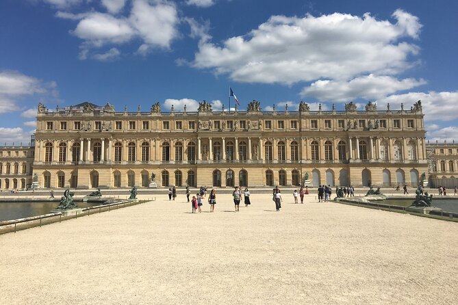 Versailles Palace Private Tailored Guided Tour With Hotel Pickup - Guide style that makes or breaks the day
