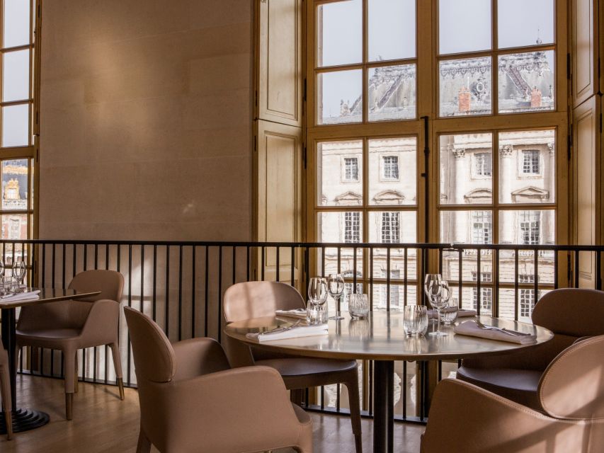 Versailles Palace Skip-the-Line Entrance and Breakfast - Breakfast at Ore in Pavillon Dufour: views, rooms, and what it means