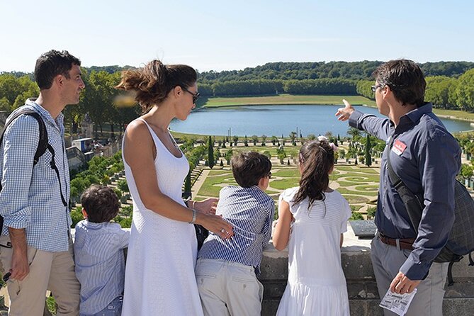 Versailles Private Half Day Guided Tour Hotel Pickup & Transfer - Hall of Mirrors in 20 minutes: how to make it count