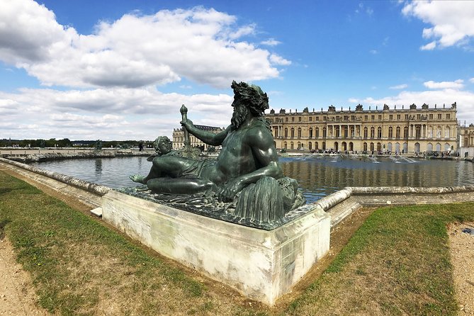 Versailles Small Group Guided Tour with Tranportation from Paris - Garden time in the 2,000-acre park, not just a photo break