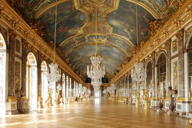 Versailles Timed Entrance Ticket and Giverny Small Group Day Trip from Paris - Versailles timed entry plus covered highlights