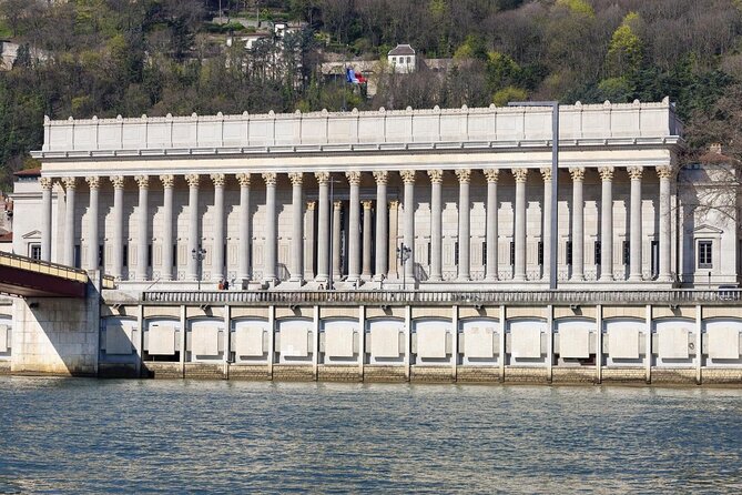 Vieux Lyon Cultural & Historical Walking Guided Tour (English) - Tour Rose and Maison du Crible, signature architecture in minutes