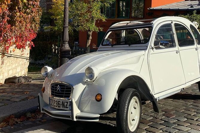 Vintage 2CV Adventure: 1-Hour Paris Highlights Tour - Montmartre and photo moments: using your 1 hour wisely