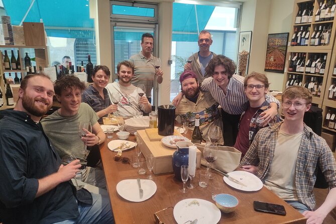 Wine Discovery Tasting In Carcassonne - Carcassonne Wine Tasting at Vins & Vinos, the friendly wine-shop start